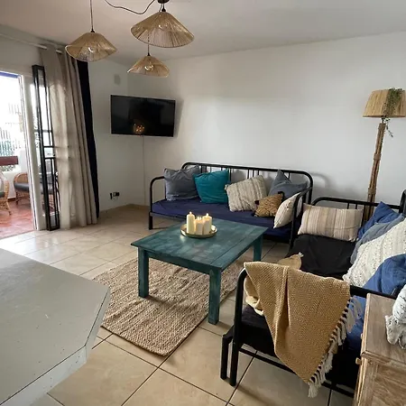 Appartamento Port Royal Apartments, Heated Pool, Speed Wifi, Terrace *